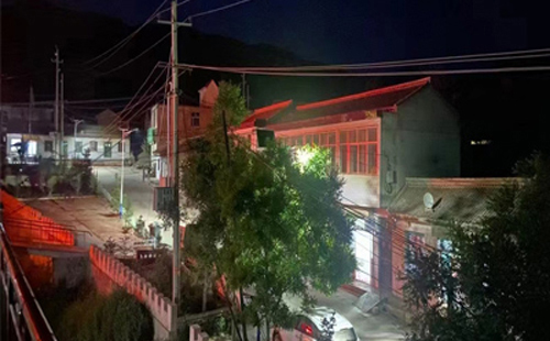 伊犁太阳能路灯防雷接地做法详解