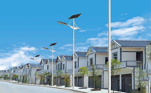 伊犁太阳能路灯配置与在乡村道路照明中的应用