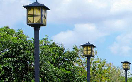 太阳能伊犁庭院灯怎么选亮度与续航更耐用 太阳能伊犁庭院灯怎么选亮度与续航更耐用